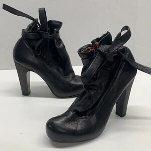 Marc Jacobs Black Leather High Heeled Ankle Boots Lace Up Bow Ankle Strap 38.5